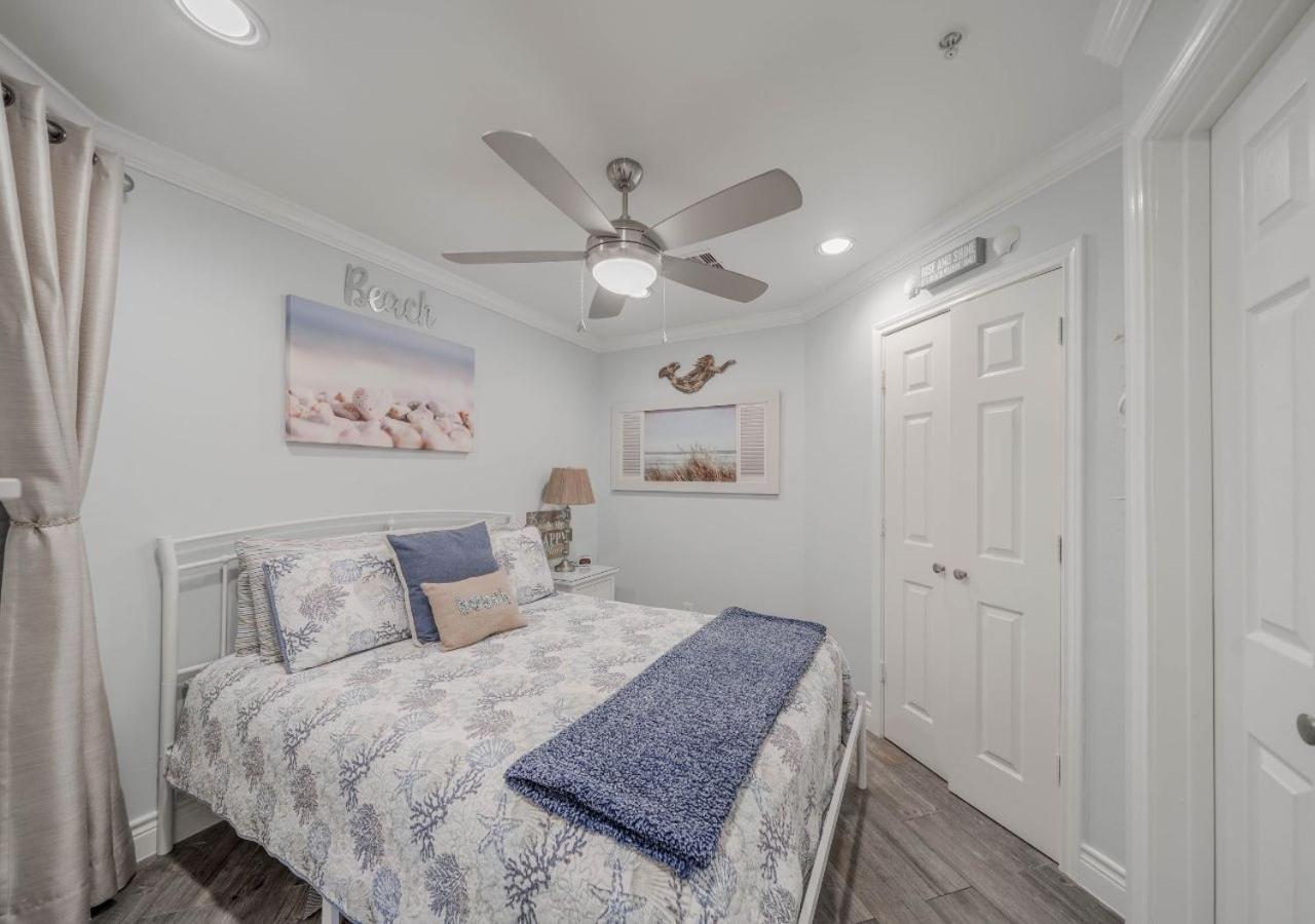 Ocean View Luxury Steps To Beach Галвестън Екстериор снимка